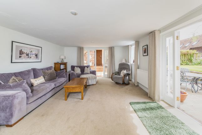 Ashdown Cottage, High Street, Hinton Waldrist, Nr Faringdon photo 4