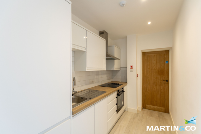Flat A, 65, Bloxwich Road South, Willenhall photo 2
