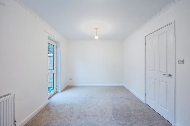 7 Algar Court,, Parsons Way, Somerset photo 4