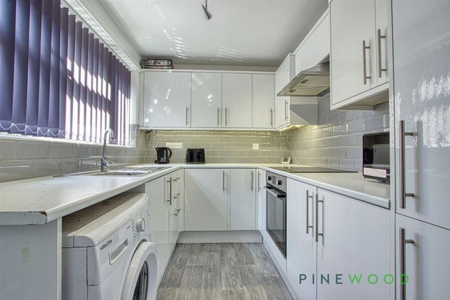 68 Neale Street, Chesterfield photo 2
