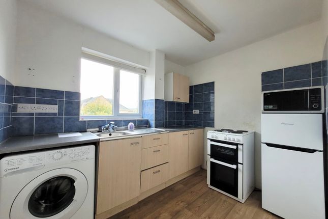 53, Hollybush Road, Carterton photo 2