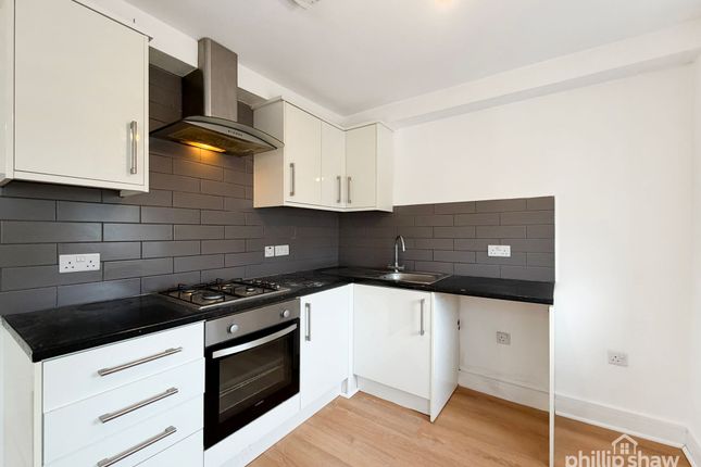 Flat 2, 231A Station Road, Harrow photo 2