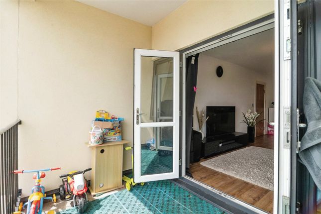 Flat for sale in Amber Court, 41A St. Johns Way, Stanford-Le-Hope, Essex