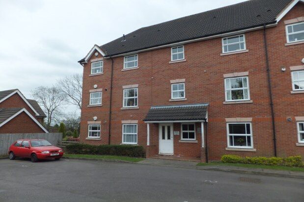 Thumbnail Flat to rent in 25 Gunner Grove, Sutton Coldfield
