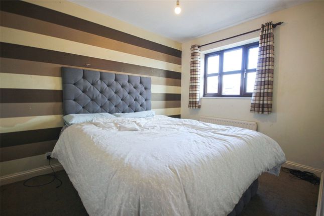 1, Grovebury Court, Bedford photo 4