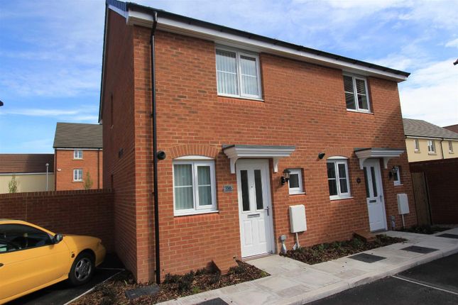 Thumbnail Property to rent in Ffordd Nowell, Penylan, Cardiff