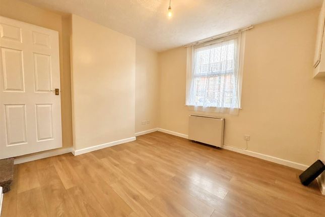 Taunton Road, Bridgwater photo 2