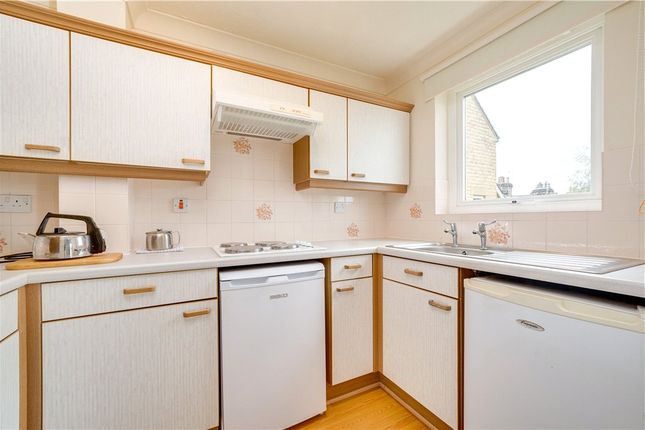 Flat for sale in Springs Lane, Ilkley, West Yorkshire