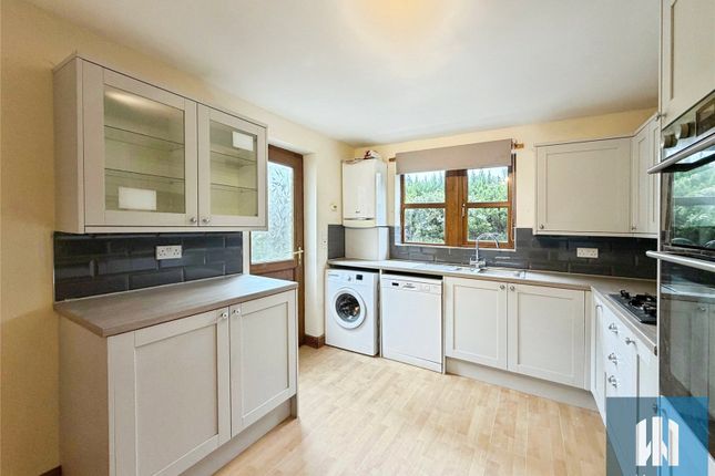 61, Clough Lea, Huddersfield photo 2