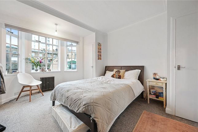 Flat 10, Downing Court,, Grenville Street, London photo 3