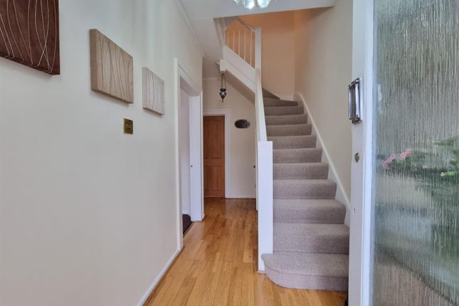 8, Vernon Road, Ilford photo 3