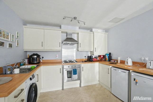 Flat 14 Gilbert House, Old Coach Road, Runcorn photo 4