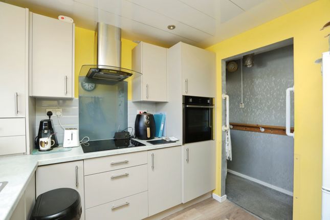 25, Rossetti Mount, Rotherham photo 3