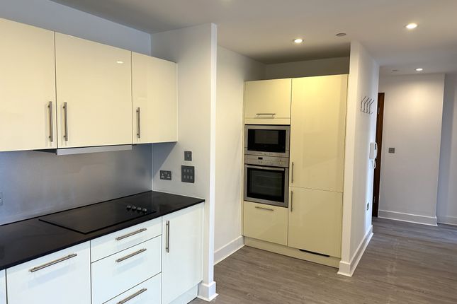 Apartment 26, Hayes Apartments, The Hayes, Cardiff photo 3