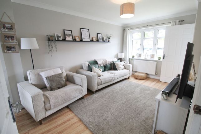 28 Blackthorn Drive, Blyth photo 2