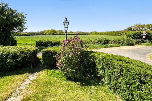 Overbridge Farm, Marden Road, Tonbridge photo 3