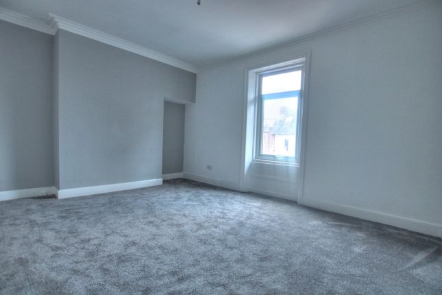 Town house to rent in Tunstall Terrace, Sunderland