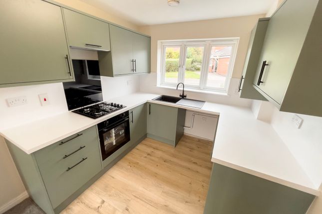 24, Brandon Walk, Sutton in Ashfield photo 2