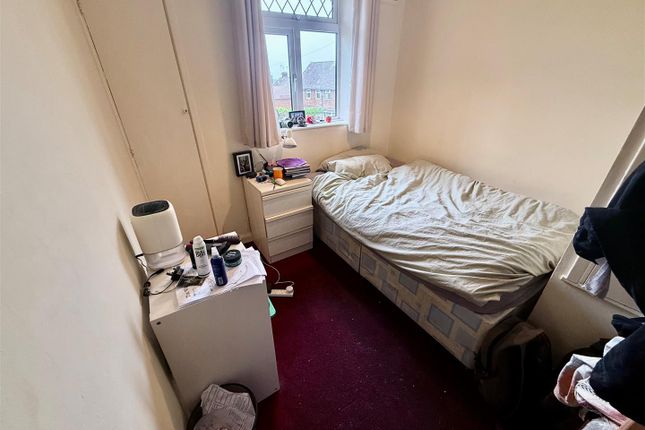 Bedroom.Jpg