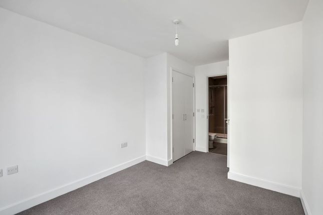 Flat 21, Cockerell Court,, Burgess Springs, Chelmsford photo 5