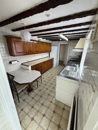 14, Stoke Poges Lane, Slough photo 3