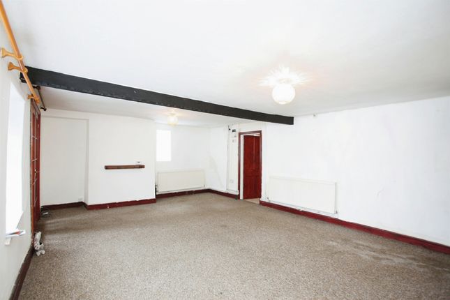 7, Commercial Street, Treharris photo 3