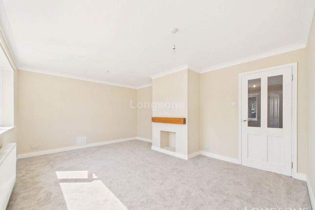 20, Priory Close, Kings Lynn photo 2