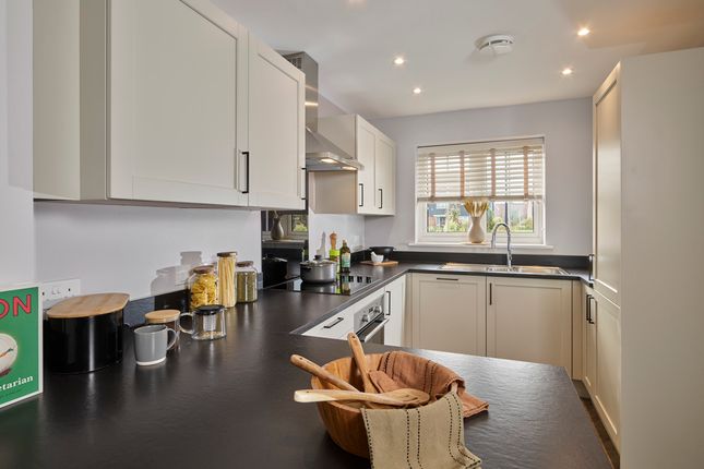 4, Grovehurst Road, Iwade photo 4