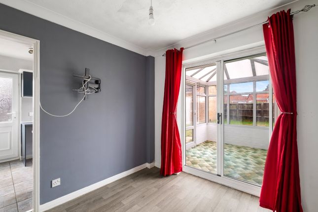 18, Mendip Avenue, Lincoln photo 4