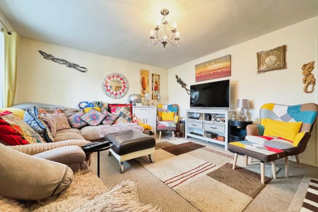 14, Heol Seion, Llanelli photo 3
