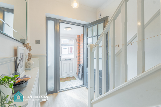 37, Fairlie Crescent, Birmingham photo 4