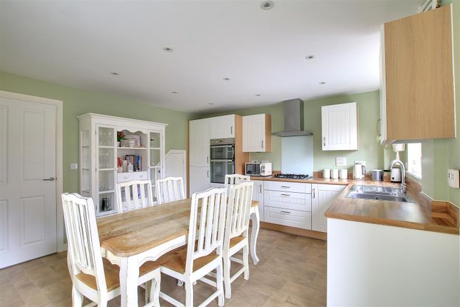 38, Gorse Crescent, St. Neots photo 3