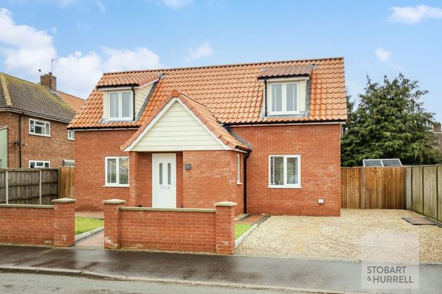 Thumbnail Detached house for sale in Addison Close, Coltishall, Norfolk
