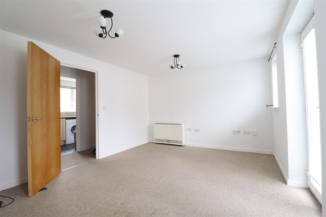 Flat to rent in Millers Drive, Great Notley, Braintree