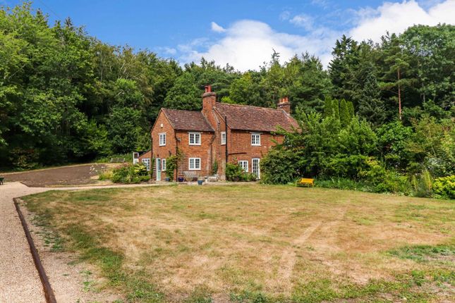 1 Greatwood Cottages, Sarratt Road, Rickmansworth photo 4