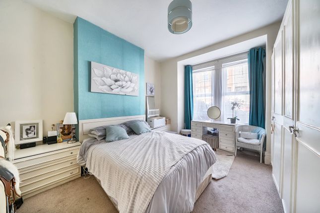 59, Casewick Road, London photo 4