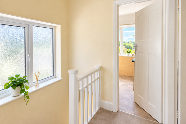 61, Potter Street, Northwood photo 3