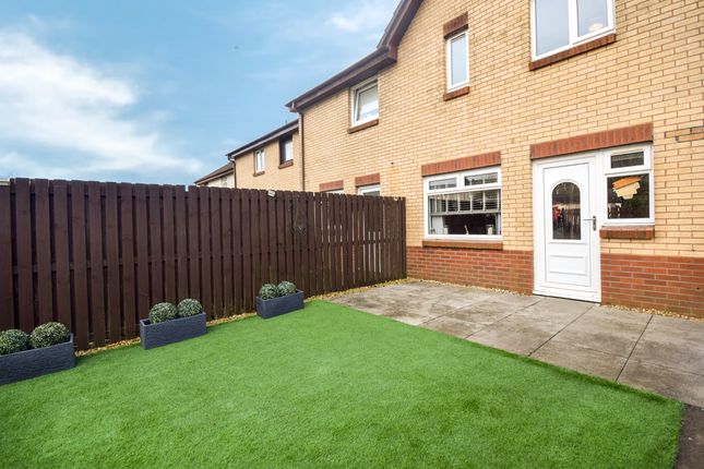 End terrace house for sale in Braedale Avenue, Airdrie