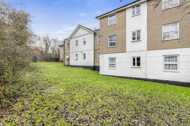 19 Chelmsford House, Chelmsford Road, Dunmow photo 3