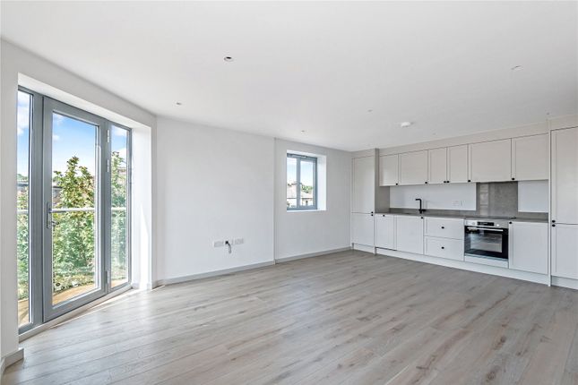 Thumbnail Flat for sale in Spears Road, London