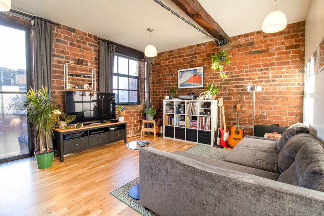 Flat for sale in Dye Works, Neptune Street, Leeds