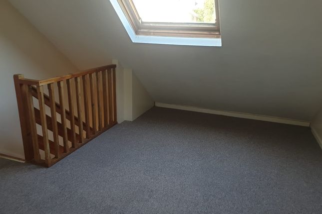5, Ainon Close, Bangor photo 2