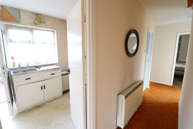 4, Picton Gardens, Rayleigh photo 4