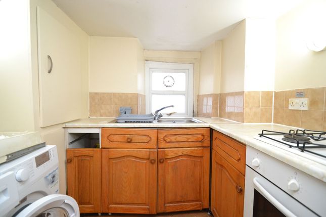 28A, High Street, Idle photo 4