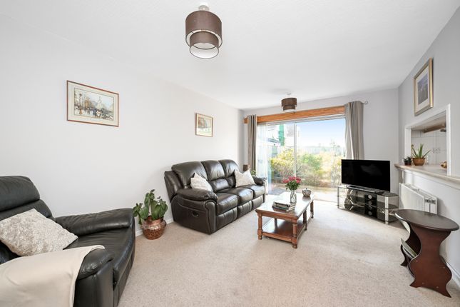 9, Broomieknowe Park, Bonnyrigg photo 2