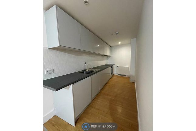Thumbnail Flat to rent in Liverpool Road, Crosby, Liverpool