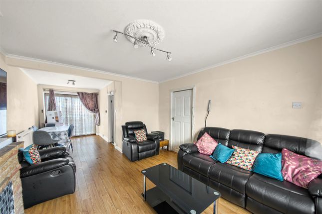 Charville Lane, Hayes photo 3