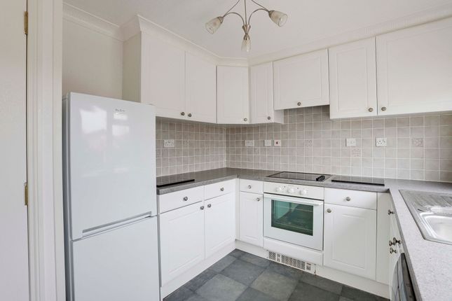 14 Lakeland Road, Nottingham photo 3