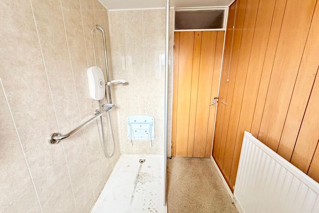 42 Bellevue, Redruth photo 5