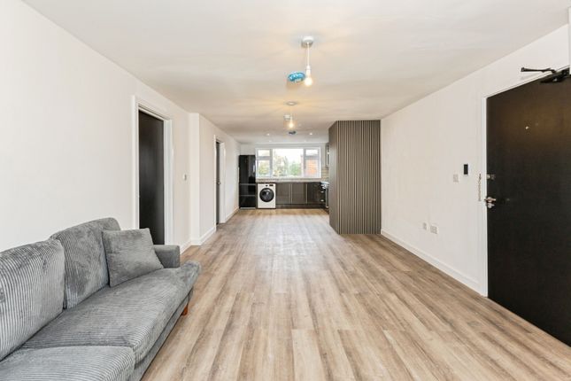Flat 3, 177, Basingstoke Road, Berkshire photo 4